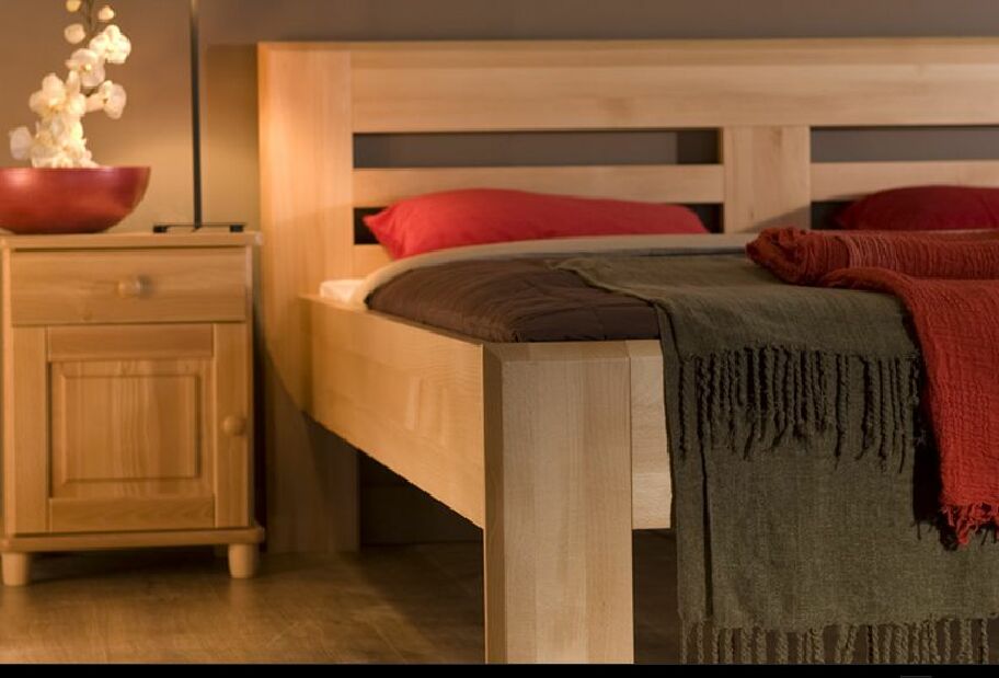 Manželská posteľ 180 cm LK 117 (masív)