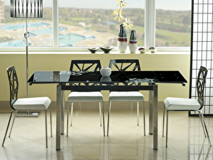 Rozkladací jedálenský stôl 110-170 cm Gerardo (čierna + chrómová) (pre 4 až 6 osôb)