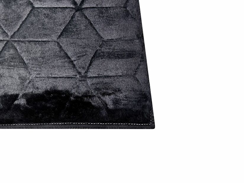 Koberec z umelej kožušiny 160 x 230 cm Thae (čierna)
