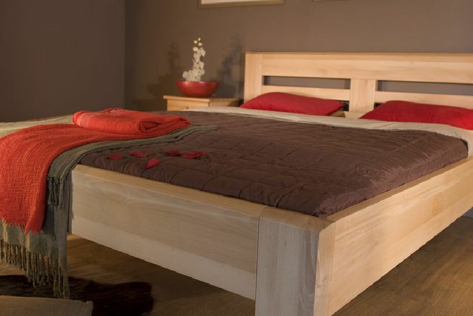 Manželská posteľ 140 cm LK 101 (masív)